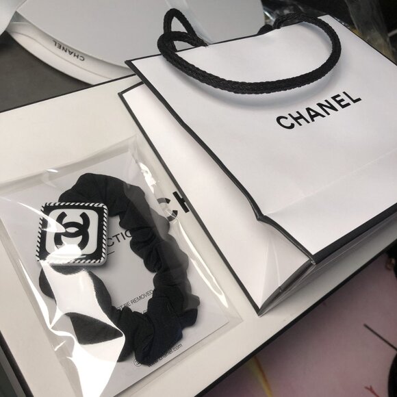 CHANEL Accessories - CHANEL GABRIELLE LA COLLECTION HAIR TIE[ NEW IN PACKAGE]